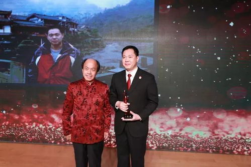 苏炜德两次掉杠背后的故事