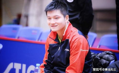 王皓与樊振东，高高抱起的不只是荣耀