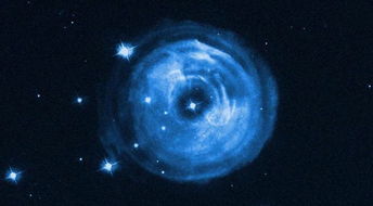 今年首个超级月亮来了，探索宇宙奇观与人类的微妙联系