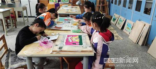 惊人揭秘，高校男生如何智破食堂饭卡系统，背后的真相令人震惊！