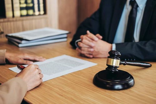 公司律师咨询，企业经营中的法律守护者