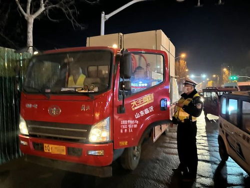 悲痛与反思，贵州中巴车事故，交通安全警钟长鸣