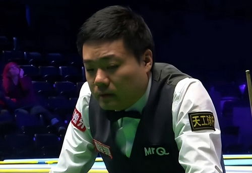 丁俊晖决胜局皮头掉落引发的争议