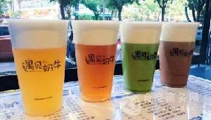 奶茶店打工人，从勤劳双手到耗材的变迁