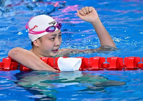 唐钱婷破亚洲纪录，水上新星的崛起