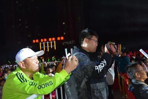 郑钦文的高超技艺，再现对手摔拍瞬间