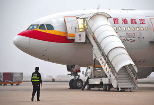 备降温州航班已全部返回福州机场，安全至上的航空行动