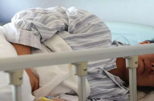 双胞胎死亡事件与护士的几轮检查