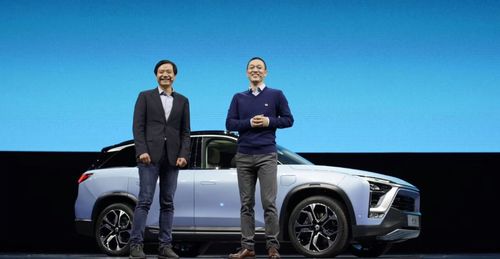 网友偶遇雷军驾驶小米SUV在高速上驰骋，揭秘背后的故事