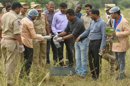 高校旁农田惊现尸体，究竟是谁？多方回应引关注