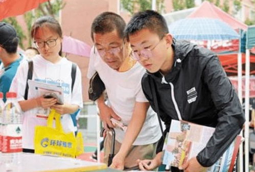 苏州学校学生跳楼事件背后的真相