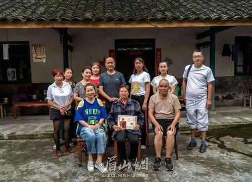 五七家属工，平凡中的力量，家庭与社会的桥梁