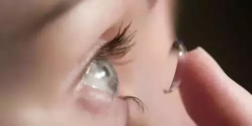 揭秘眼睛红血丝，原因、影响及预防策略