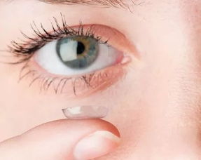 白眼球发蓝，揭秘背后的健康信号与预防之道