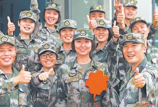 从校园到军营，女大学生的戎装梦