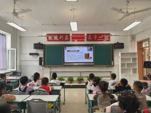 法治直播课堂，教育新风尚，法律知识普及的创新途径