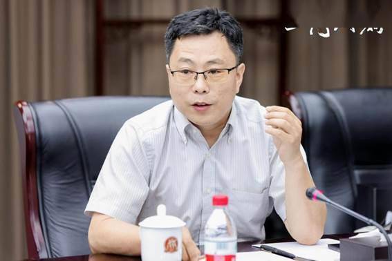 打造未来法庭，智慧法庭效果图的制作指南