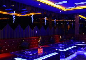 KTV包房公主，夜幕下的璀璨之星