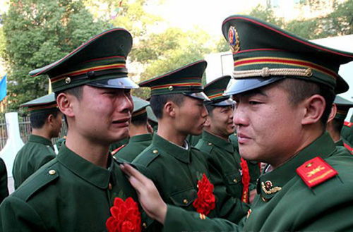 退役归来，复员军人的生活与挑战