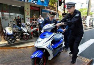 福州超标电动车，监管、影响与未来趋势