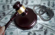 申请劳动仲裁律师费用全解析：如何省钱又高效维权？