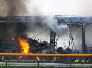 成都公交车爆炸事件背后,我们真正需要警惕的,不是恐惧,而是信息盲区与安全素养的缺口 成都公交车爆炸事件背后,我们真正需要警惕的,不是恐惧,而是信息盲区与安全素养的缺口