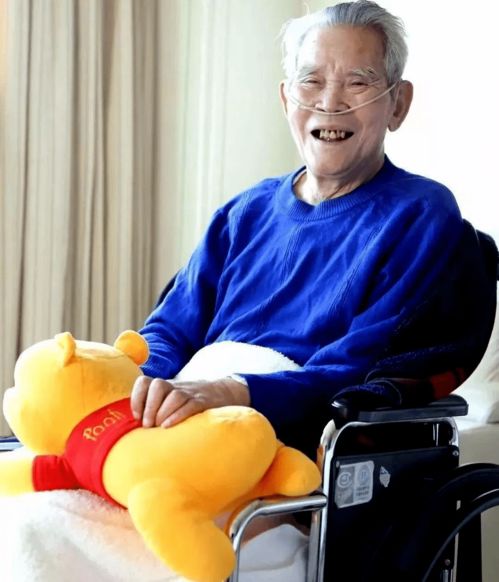 国寿安享一生不是一句广告语,而是你30岁签给65岁的自己—一份会‘长大’的养老存折、会‘说话’的健康守门员、还会在突发风雨时悄悄撑伞的终身伙伴 国寿安享一生不是一句广告语,而是你30岁签给65岁的自己—一份会‘长大’的养老存折、会‘说话’的健康守门员、还会在突发风雨时悄悄撑伞的终身伙伴